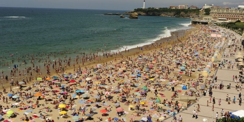 6 Best Beaches in Portugal For families